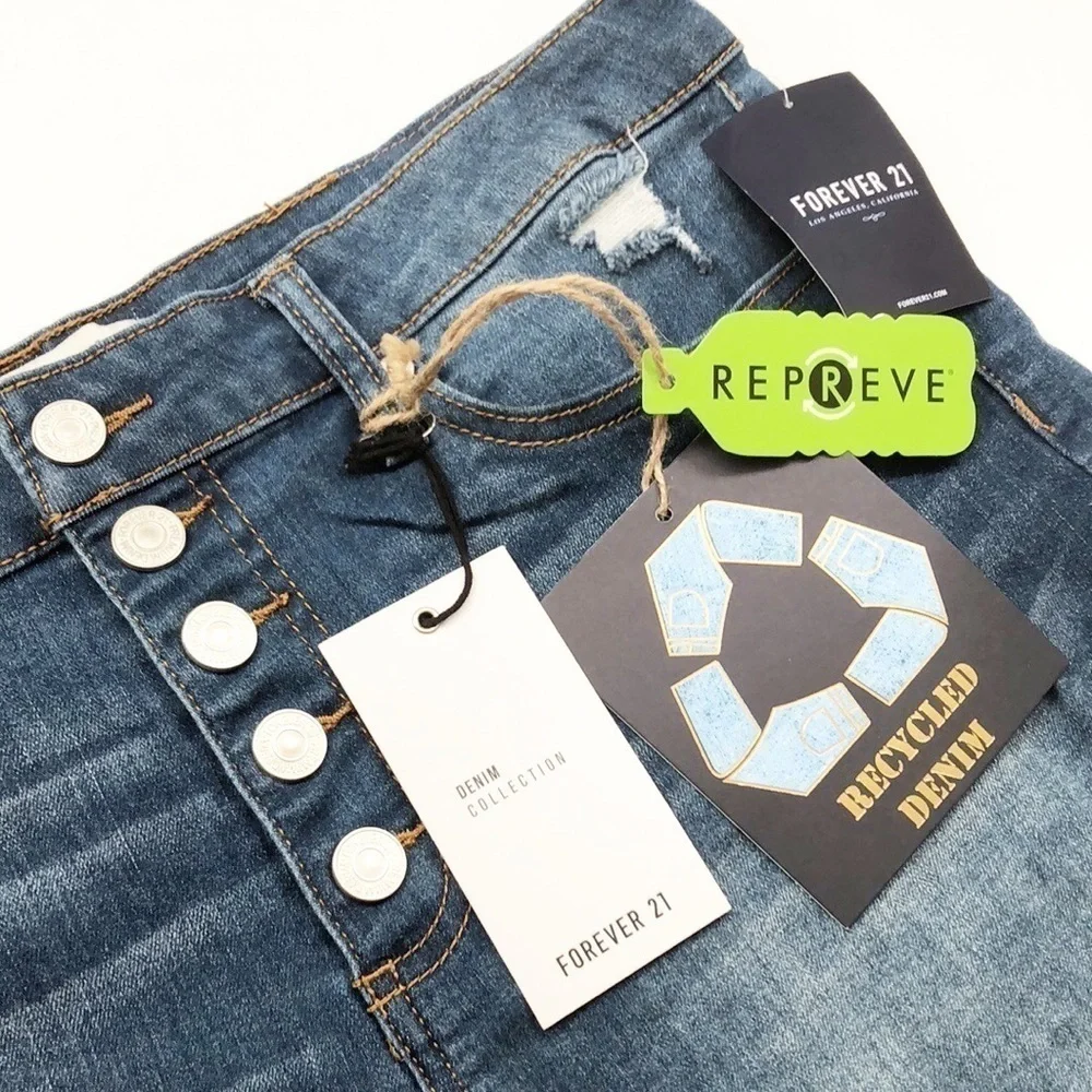 NEW Forever 21 Denim Collection distressed denim shorts
